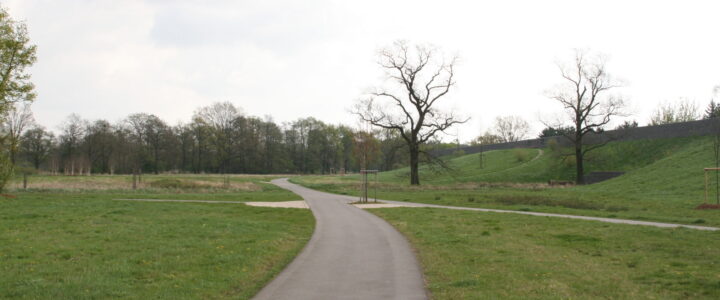 88 neue Bäume für Kaltenweide Grünanlage im Kaltenweide-Ost